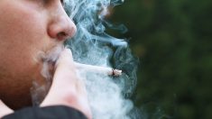Italie : il sera bientôt interdit de fumer dehors à moins de 10 mètres de quelqu’un à Milan