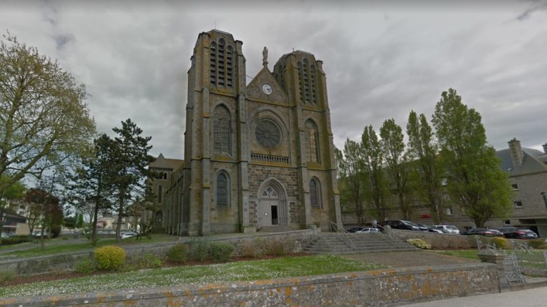Un collégien a tenté de mettre le feu à l'église Notre-Dame-des-Grèves à Saint-Malo. (Capture d'écran/Google Maps)