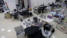 Virus: des couturières du Liban reconverties dans la confection de sacs mortuaires