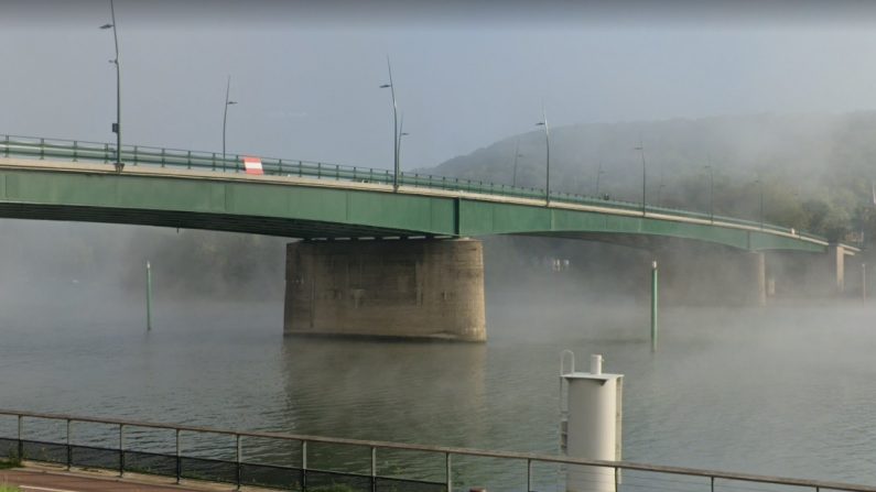 L'homme a tenté de se jeter du pont Clémenceay à Vernon (Eure). (Capture d'écran/Google Maps)