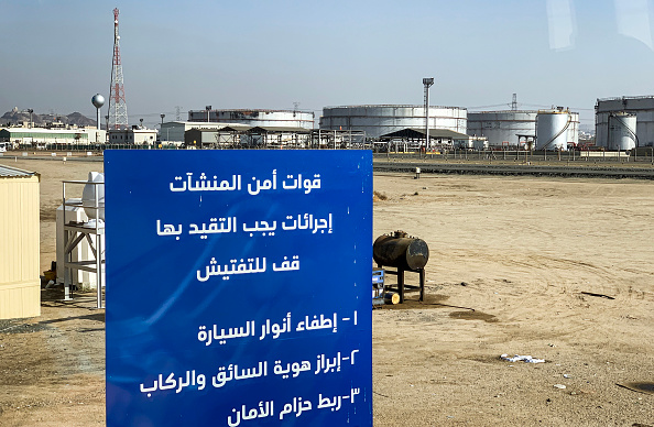 - Une vue de l'installation pétrolière Saudi Aramco, en Arabie saoudite, sur la mer Rouge. Les rebelles houthis du Yémen ont lancé une attaque de missiles sur l'installation. Photo par Fayez Nureldine / AFP via Getty Images.