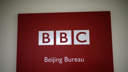 Menacé pour sa couverture du Xinjiang, un journaliste de la BBC quitte la Chine