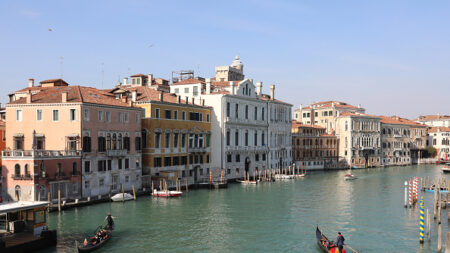 De Venise au lac de Côme, le tourisme en Italie broie du noir