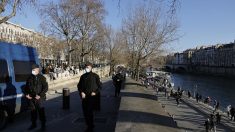 Paris : les forces de l’ordre évacuent les quais de Seine bondés avant le couvre-feu