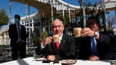 Israël: un quasi-retour à la normale avec la réouverture des restaurants