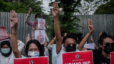 Birmanie: trois manifestants tués, magasins et usines fermés après l’appel à la grève générale
