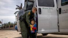 Selon un shérif du Texas, les cartels de la drogue mexicains utilisent des enfants comme leurres pour faire entrer des criminels aux États-Unis