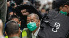 Hong Kong: le patron de presse pro-démocratie Jimmy Lai condamné à 14 mois