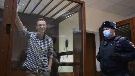 Les autorités carcérales russes ont décidé de transférer Navalny à l’hôpital