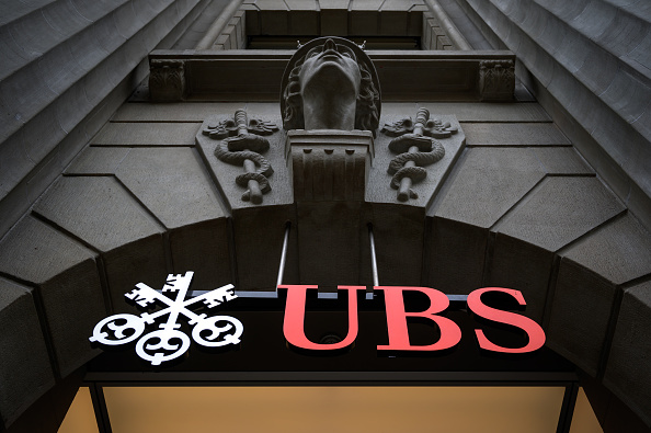 UBS, la première banque suisse, a révélé mardi que l’implosion du fonds Archegos lui a coûté 774 millions de dollars.  (Photo : FABRICE COFFRINI/AFP via Getty Images)