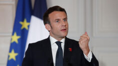 Emmanuel Macron se dit prêt à « sanctionner » la Russie