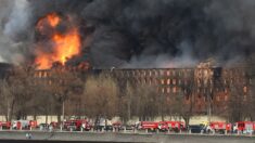 Russie : un immense incendie ravage depuis 24 heures un monument historique de Saint-Pétersbourg