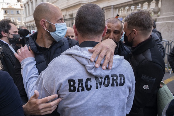 Marseille. Sept des 18 policiers de la brigade anti-criminalité (BAC), dont 15 sont toujours policiers, ont été relaxés le 22 avril, et 11 autres ont été condamnés avec sursis.  (Photo: CHRISTOPHE SIMON/AFP via Getty Images)
