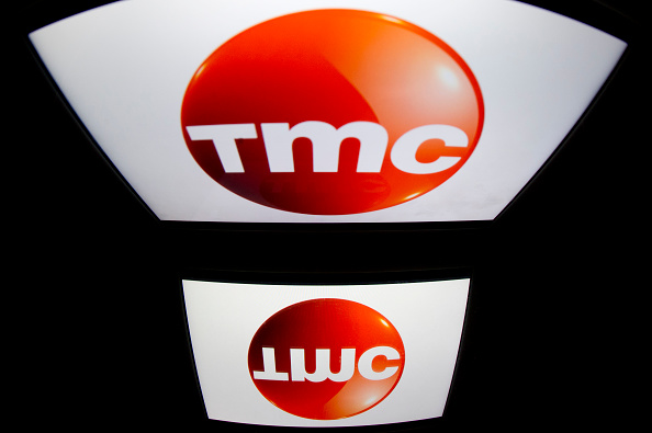 Le logo de la chaîne de télévision française "TMC" 
 (LIONEL BONAVENTURE/AFP via Getty Images)