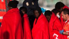 Espagne : une centaine de migrants arrivés à la nage à Ceuta expulsés au Maroc