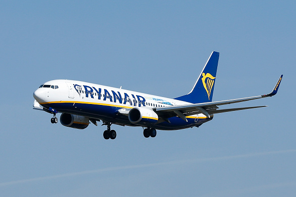 -Un avion de Ryanair a atterri à l'aéroport de Minsk en urgence, un détournement. Photo par PAU BARRENA / AFP via Getty Images.