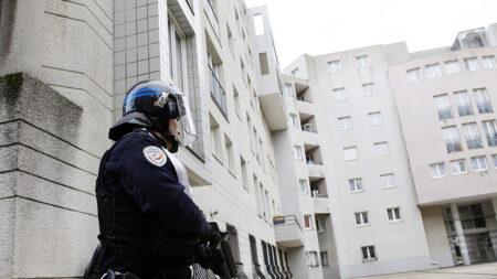 La police retrouve à Paris le « vampire de Nanterre » échappé d’un hôpital psychiatrique depuis 1 semaine