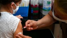 Covid-19 : Nicolas Dupont-Aignan hostile à la vaccination des enfants