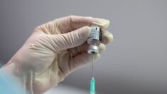 Une mystérieuse agence de communication propose à des influenceurs de décrédibiliser le vaccin Pfizer au profit d’AstraZeneca