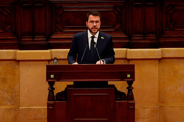 -Pere Aragones, prononce un discours lors d'une session du parlement catalan à Barcelone le 20 mai 2021. Photo par Alberto Estévez / POOL / AFP via Getty Images.