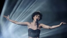Eurovision: Barbara Pravi finit deuxième avec son incroyable « Voilà »