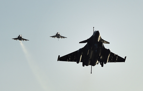 -Les avions de combat français Rafale, l’Egypte vient de signer un contrat pour l’achat de 30 avions Rafale. Photo par ANNE-CHRISTINE POUJOULAT / AFP via Getty Images.