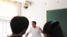 Le traitement des enseignants en Chine communiste par rapport au reste du monde : « C’est détruire l’humanité »