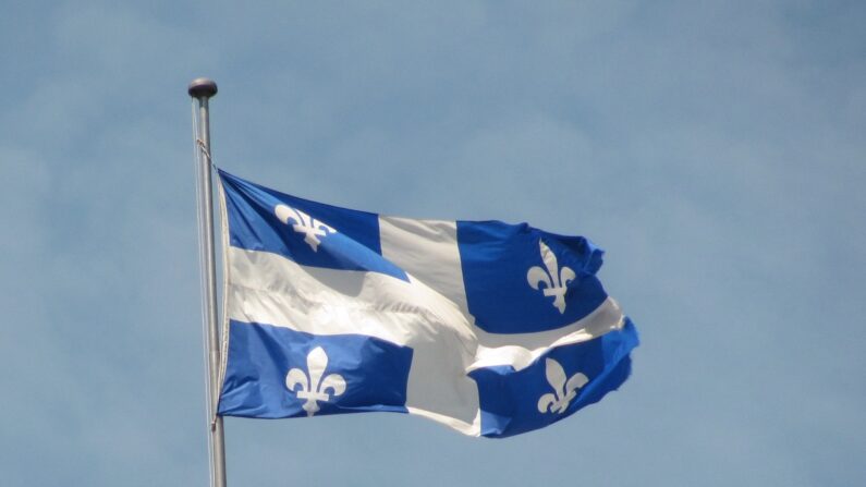 Le drapeau du Québec (Nathalie Dieul/Epoch Times)