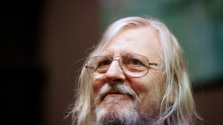 Marseille : le professeur Didier Raoult quittera la direction de l’IHU à l’été 2022