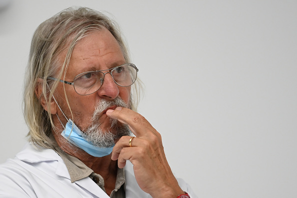 Le professeur de médecine français et directeur de l'institut médical IHU des maladies infectieuses Didier Raoult  (CHRISTOPHE SIMON/AFP via Getty Images)