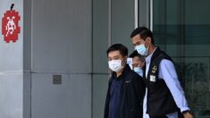 Hong Kong : raid de la police dans le journal pro-démocratie Apple Daily, 5 arrestations