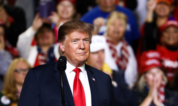 Le président américain de l'époque, Donald Trump, lors d'un rassemblement Make America Great Again à El Paso, au Texas, le 11 février 2019. (Charlotte Cuthbertson/The Epoch Times)
