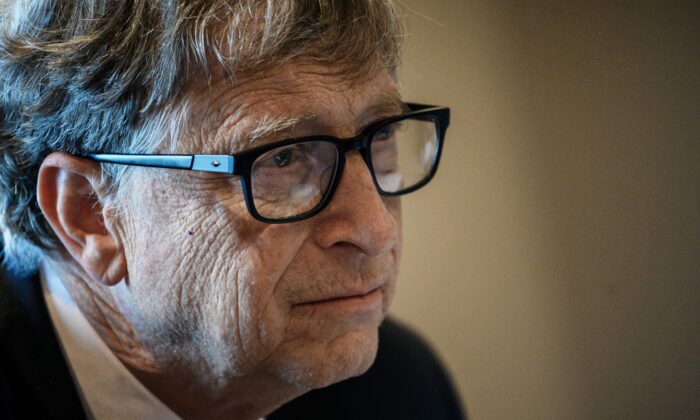 Le fondateur de Microsoft, cofondateur de la Bill & Melinda Gates Foundation, Bill Gates participe à une conférence téléphonique à Lyon, en France, le 9 octobre 2019. (Jeff Pachoud/AFP via Getty Images)
