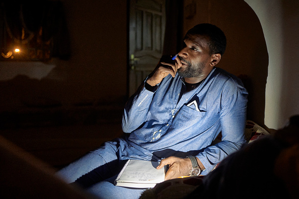 Le journaliste Olivier Dubois au Mali. (Photo : Michele Cattani / AFP) (Photo by MICHELE CATTANI/AFP via Getty Images)