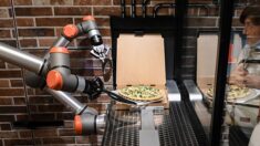 Vidéo – pizzeria : le pizzaiolo remplacé par un robot capable de réaliser une pizza en 5 minutes
