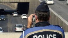 Meurthe-et-Moselle : les policiers se font voler leur radar en secourant une dame