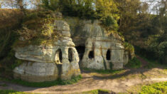 Des archéologues découvrent qu’une fabrique de jardin du 18e siècle est en fait une grotte d’ermite du 9e siècle