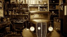 Londres : 174 anciennes voitures européennes trouvées dans une grange et mises à la vente