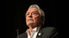 Alain Delon va inaugurer sa prestigieuse étoile à Hollywood Boulevard en 2022