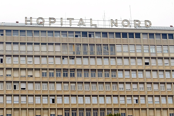 Vue générale de l'hôpital Nord à Marseille (BORIS HORVAT/AFP via Getty Images)