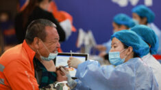 Chine : « gagner la guerre du peuple » en vaccinant 1,1 milliard de personnes d’ici octobre