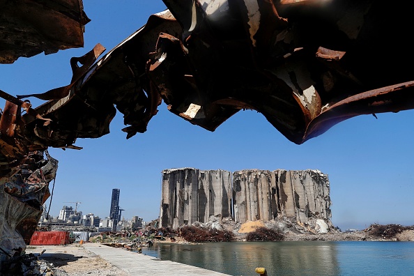 -Les silos à grains du port de Beyrouth, près d'un an après l'explosion massive du 4 août qui a tué plus de 200 personnes et blessé des dizaines d'autres, le 27 mai 2021. Photo par Joseph EID / AFP via Getty Images.