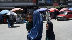 Afghanistan: voile obligatoire mais pas la burqa (porte-parole taliban)