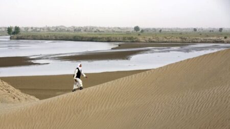 La région la plus sèche de Chine est touchée par des inondations, une partie de son plus grand désert est transformée en lac