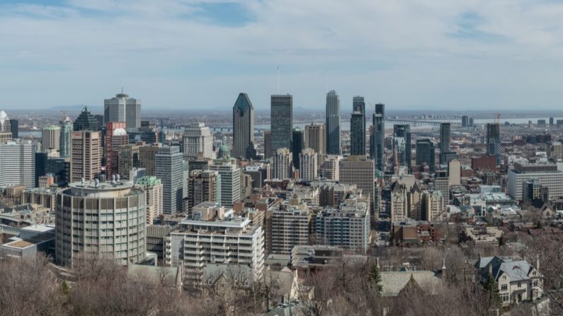 La ville de Montréal vue du mont Royal (Crédit : DXR)