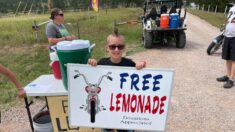 Le stand de limonade d’un enfant de 8 ans pour les motards du rallye de Sturgis permet de récolter près de 25.000 euros pour l’hôpital pour enfants