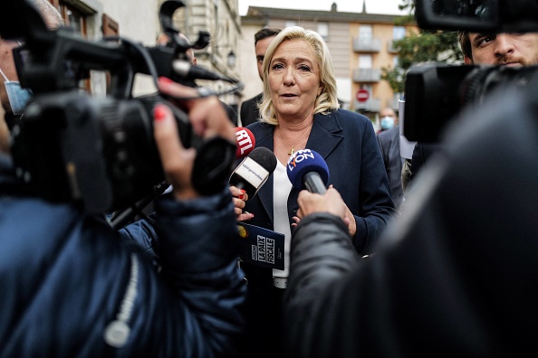 Marine Le Pen, présidente du  Rassemblement National (RN) en visite à La Tour du Pin, le 21 septembre 2021. (Photo : OLIVIER CHASSIGNOLE/AFP via Getty Images)