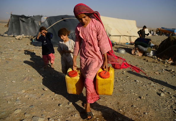 - Plus de 250 000 personnes dans l'ouest de l'Afghanistan ont été déplacées par la période de sécheresse de plusieurs mois qui a dévasté les récoltes, le bétail et l'approvisionnement en eau. Photo HOSHANG HASHIMI/AFP via Getty Images.