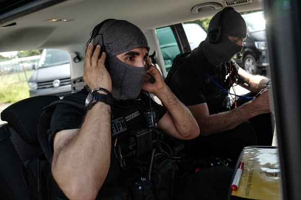 Policiers du RAID. (Photo : LUCAS BARIOULET/AFP via Getty Images)