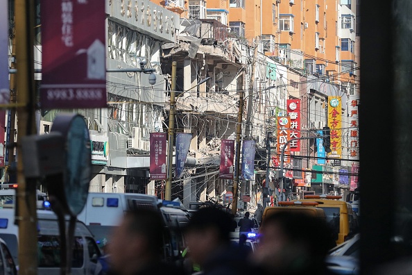 -Explosion de gaz dans un restaurant, tuant au moins trois personnes et en blessant des dizaines, à Shenyang, dans la province chinoise du Liaoning, le 21 octobre 2021. Photo par -/CNS/AFP via Getty Images.